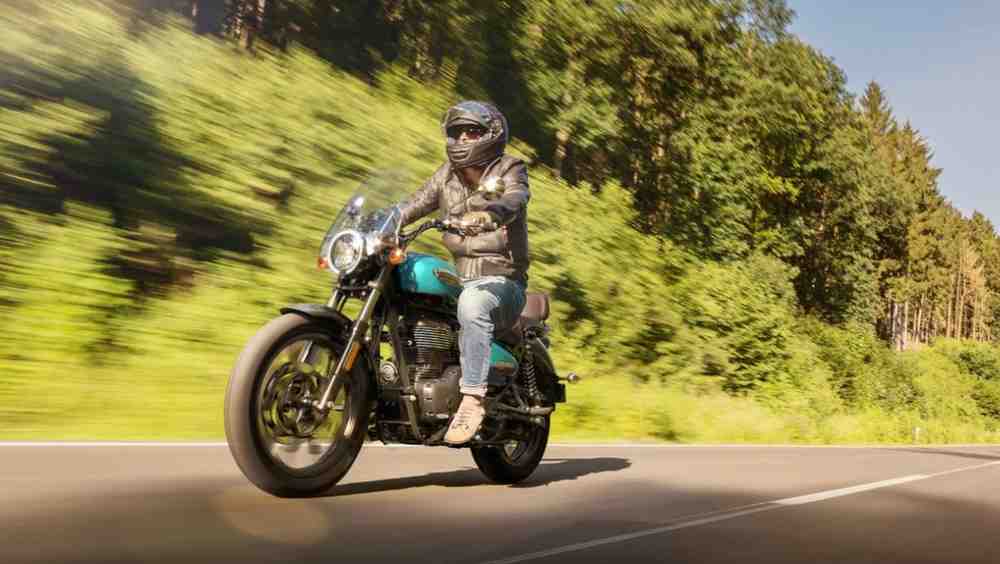 2025 Royal Enfield Meteor 350 Look